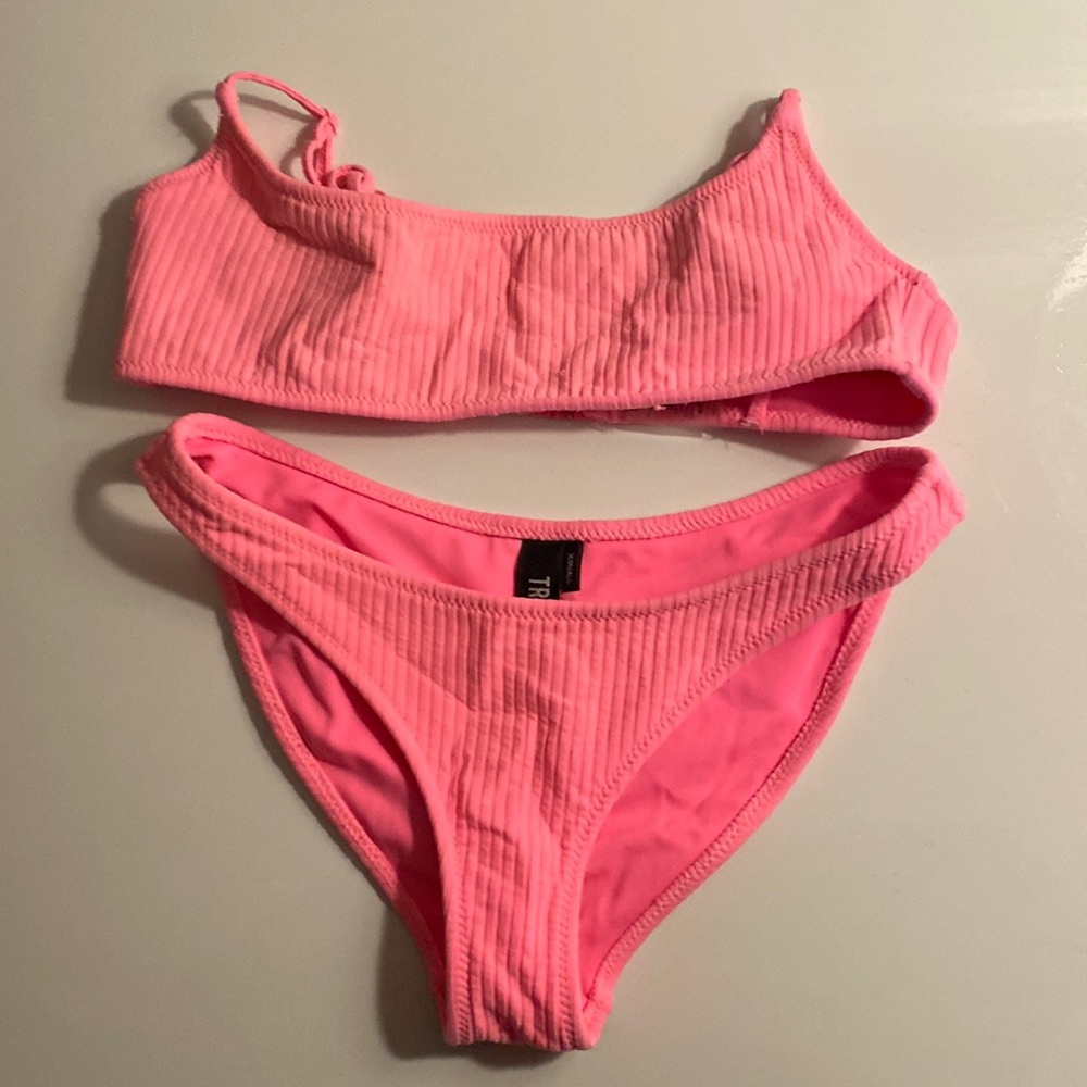 Pink Triangl bikini